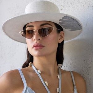 Meet your Posher, Theme